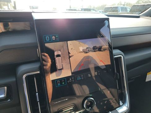 New 2026 GMC Yukon XL Denali w/ Denali Reserve Package RWD image 23