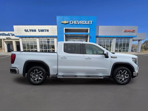 New 2026 GMC Sierra 1500 SLT w/ SLT Premium Plus Package image 7