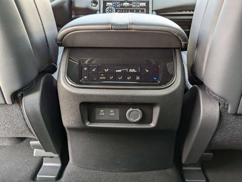 New 2025 Nissan Armada PRO-4X w/ Pro-4X Premium Package image 17