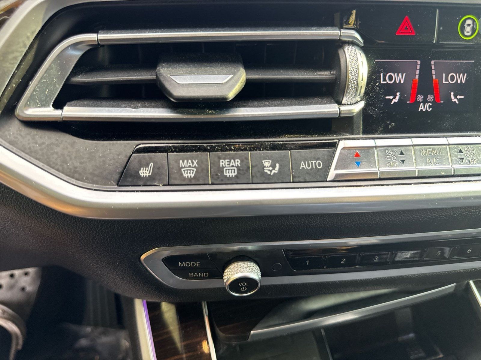 Used 2019 BMW X5 xDrive40i w/ Premium Package 2 AWD/4WD image 40