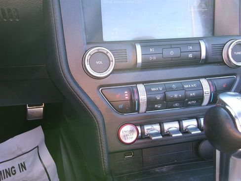 Used 2019 Ford Mustang Premium image 31