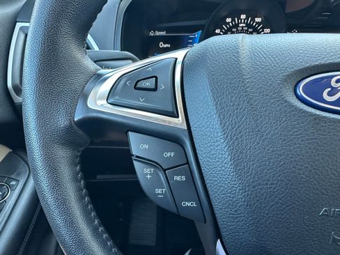 Used 2023 Ford Edge SEL image 23