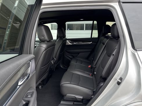 Used 2020 Cadillac XT6 Sport image 18