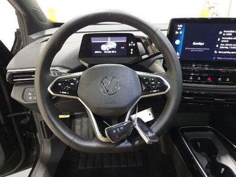 Used 2023 Volkswagen ID.4 Pro S Plus image 18
