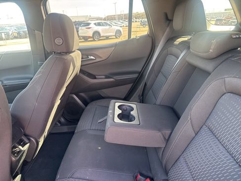 Used 2026 Chevrolet Equinox LT image 37