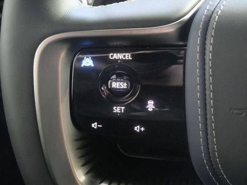 New 2026 INFINITI QX80 4WD image 30