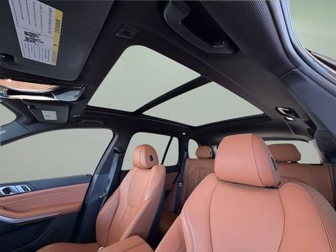 Used 2021 BMW X5 sDrive40i w/ Premium Package 2 image 33