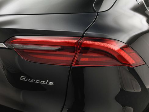 New 2025 Maserati Grecale GT image 24