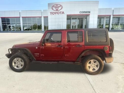 Used 2012 Jeep Wrangler Unlimited Sport AWD/4WD image 12