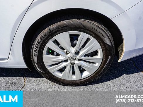 Used 2024 Nissan Sentra S FWD image 17