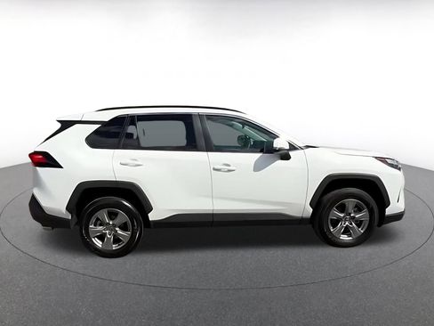 Used 2025 Toyota RAV4 XLE image 16