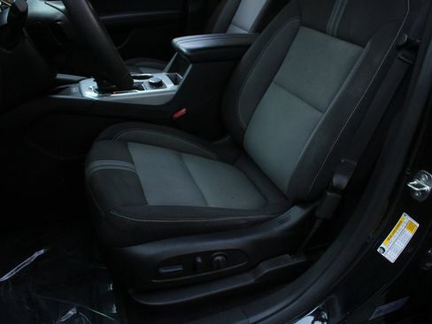 Used 2023 Chevrolet Blazer LT w/ Convenience Package FWD image 17