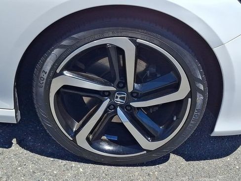Used 2019 Honda Accord Sport image 8