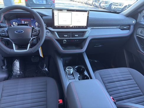 New 2026 Ford Explorer ST-Line w/ ST-Line Street Pack AWD/4WD image 25