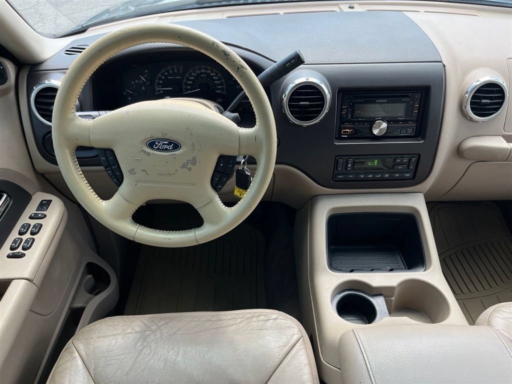 Used 2003 Ford Expedition Eddie Bauer RWD image 19
