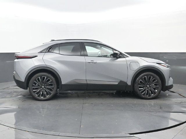 Used 2026 Toyota C-HR w/ Cold Weather Package AWD/4WD image 2