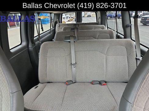 Certified 2016 Chevrolet Express 3500 LT w/ LT Preferred Equipment Group RWD image 21