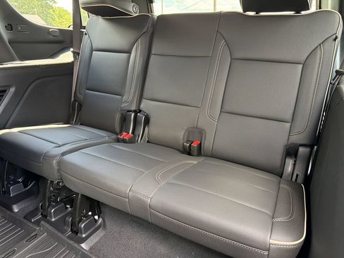 New 2026 GMC Yukon Elevation w/ LPO, Floor Liner Package RWD image 18