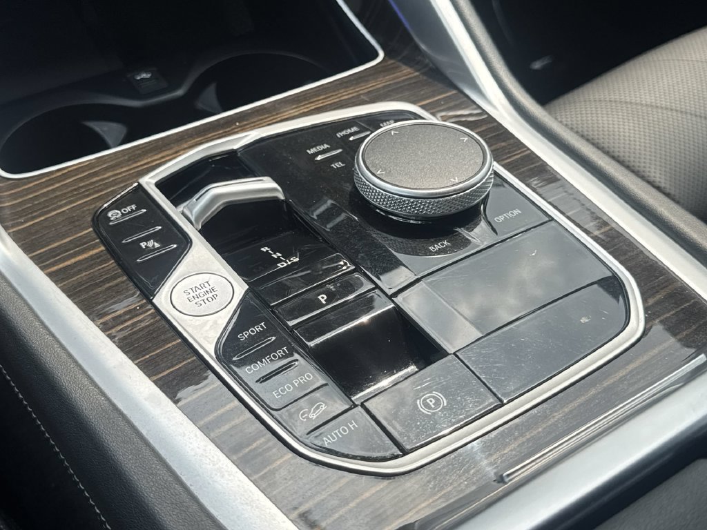 Certified 2025 BMW X6 xDrive40i AWD/4WD image 22