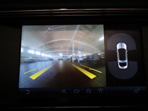 Used 2017 Jaguar XJ R-Sport AWD/4WD image 19