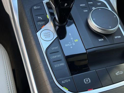 Used 2023 BMW 430i xDrive Convertible w/ M Sport Package image 25