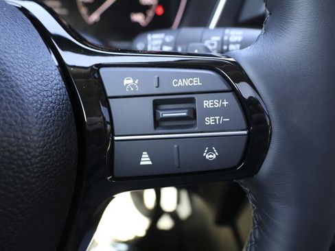 New 2025 Honda Pilot Touring image 14