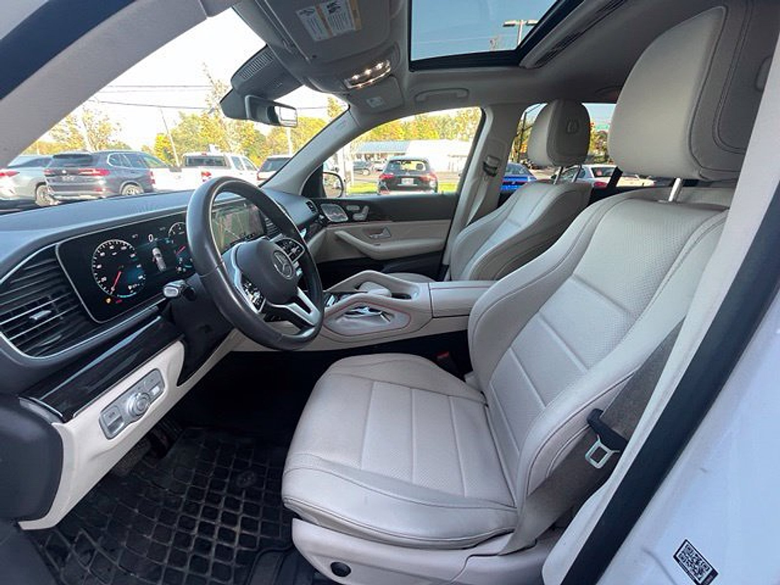 Used 2020 Mercedes-Benz GLE 350 4MATIC image 13