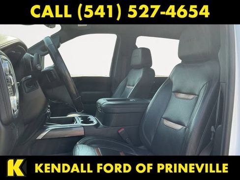 Used 2021 GMC Sierra 2500 AT4 w/ AT4 Premium Plus Package AWD/4WD image 11