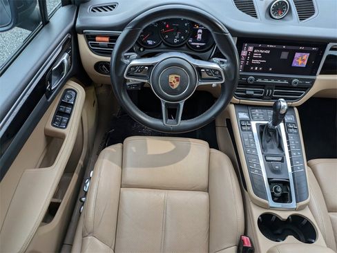 Used 2019 Porsche Macan w/ Premium Package Plus image 16