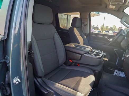 Used 2025 Chevrolet Silverado 1500 LT w/ Z71 Off-Road Package AWD/4WD image 29