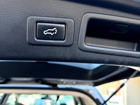 Used 2014 Subaru Forester 2.5i Touring image 28