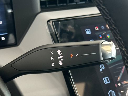 New 2027 Chevrolet Bolt RS w/ Technology Package FWD image 22
