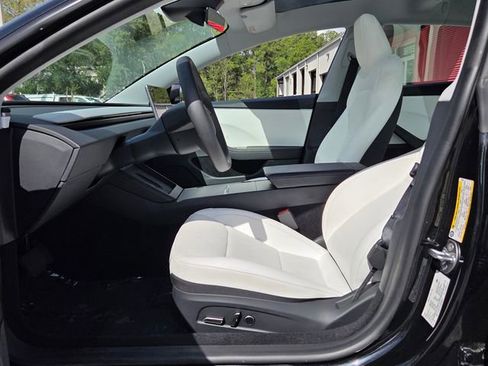 Used 2025 Tesla Model 3 Long Range RWD image 9
