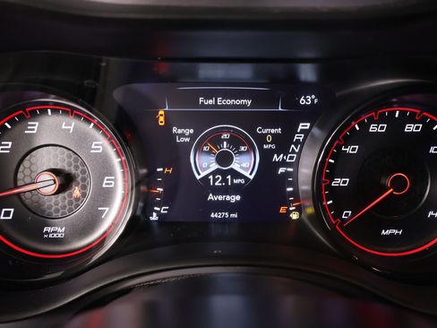Used 2023 Dodge Charger SXT w/ Blacktop Package RWD image 4