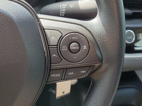 Used 2024 Toyota Corolla LE FWD image 22