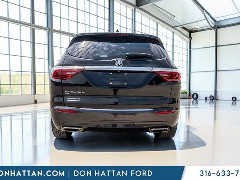 Used 2023 Buick Enclave Essence AWD/4WD image 33