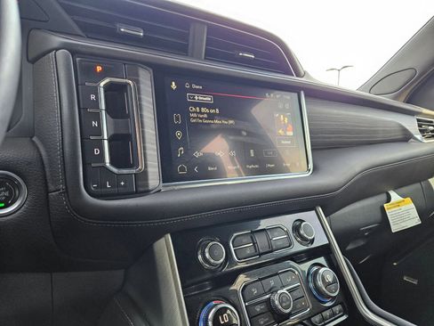 Used 2023 GMC Yukon Denali image 17