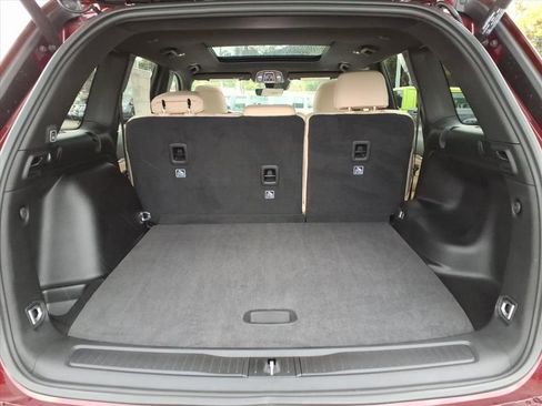 New 2025 Jeep Grand Cherokee Limited image 10