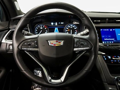 Used 2024 Cadillac XT6 Premium Luxury w/ Technology Package image 18