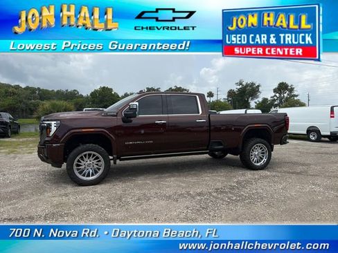 Used 2024 GMC Sierra 3500 Denali Ultimate AWD/4WD image 4