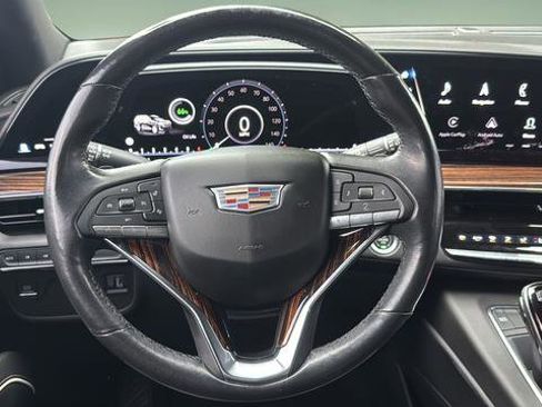Used 2021 Cadillac Escalade ESV Premium Luxury AWD/4WD image 9