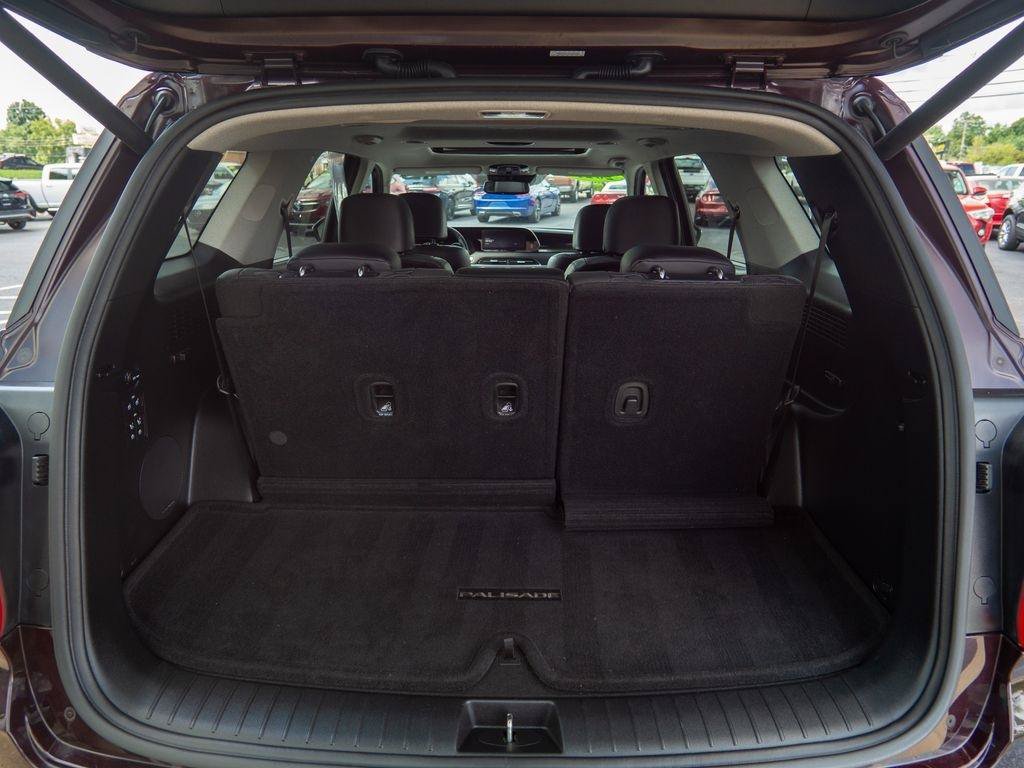 Used 2021 Hyundai Palisade Limited FWD image 9
