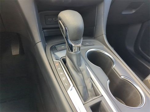 Used 2024 Chevrolet Equinox LT image 28