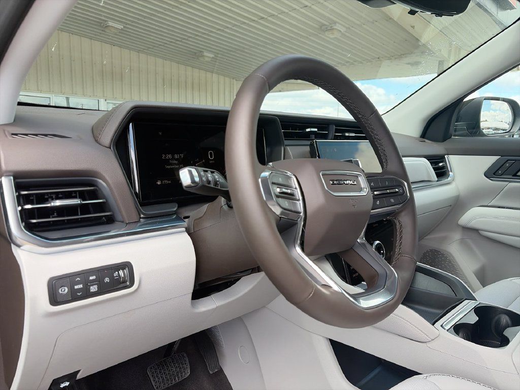 Used 2027 GMC Terrain Denali AWD/4WD image 18
