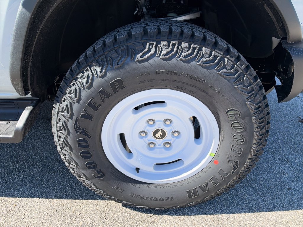 New 2026 Ford Bronco Heritage Edition AWD/4WD image 11