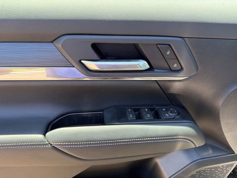 Used 2026 GMC Terrain Elevation FWD image 8