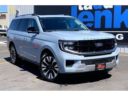 New 2026 Ford Expedition Platinum