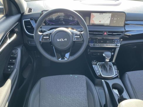 New 2026 Kia Seltos S image 13