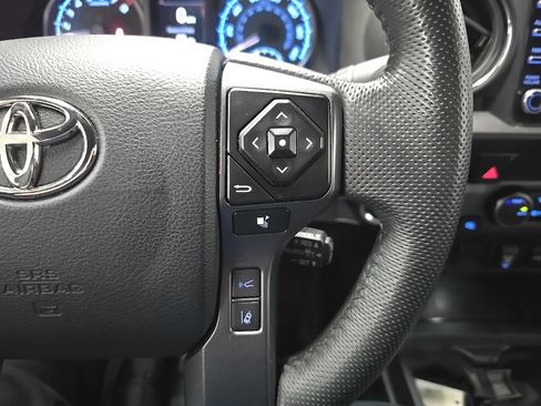 Used 2023 Toyota Tacoma TRD Sport image 20