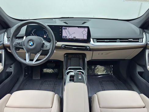 Used 2023 BMW X1 xDrive28i w/ Premium Package AWD/4WD image 12